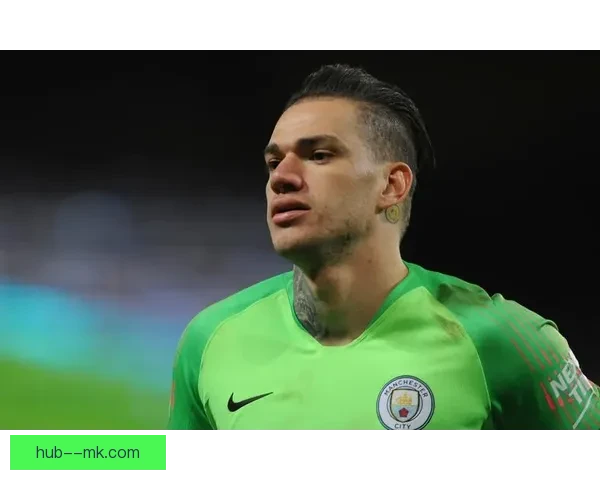 利雅得胜利官方宣布签下前曼城门将埃德森