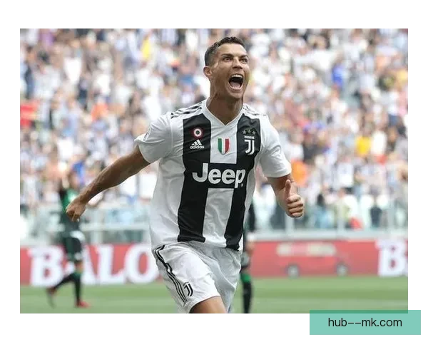 孙兴慜现身伦敦街头亮相全球品牌代言活动引关注